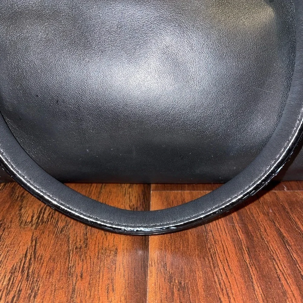 Kate Spade Crossbody Purse - Picture 5 of 6